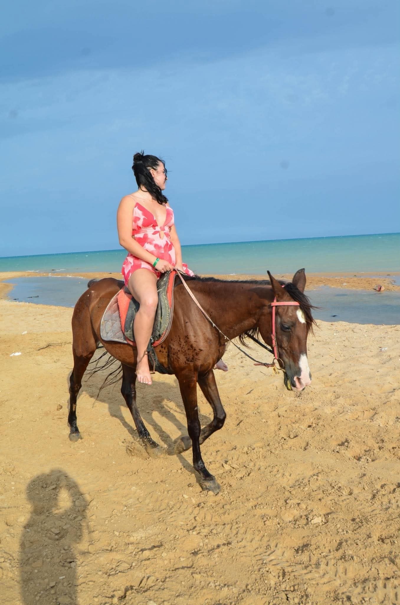 Lovaglás a tengerparton Hurghada